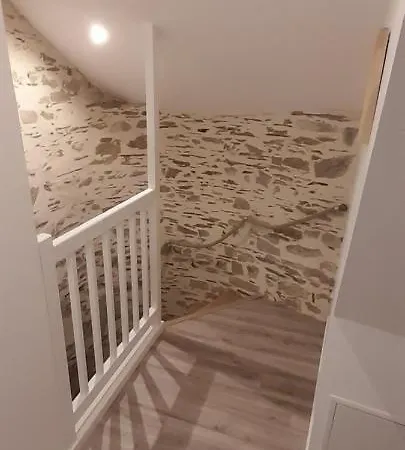 Appartement Dans Maison De 1789 Au Centre De Vitre Buitenkant foto
